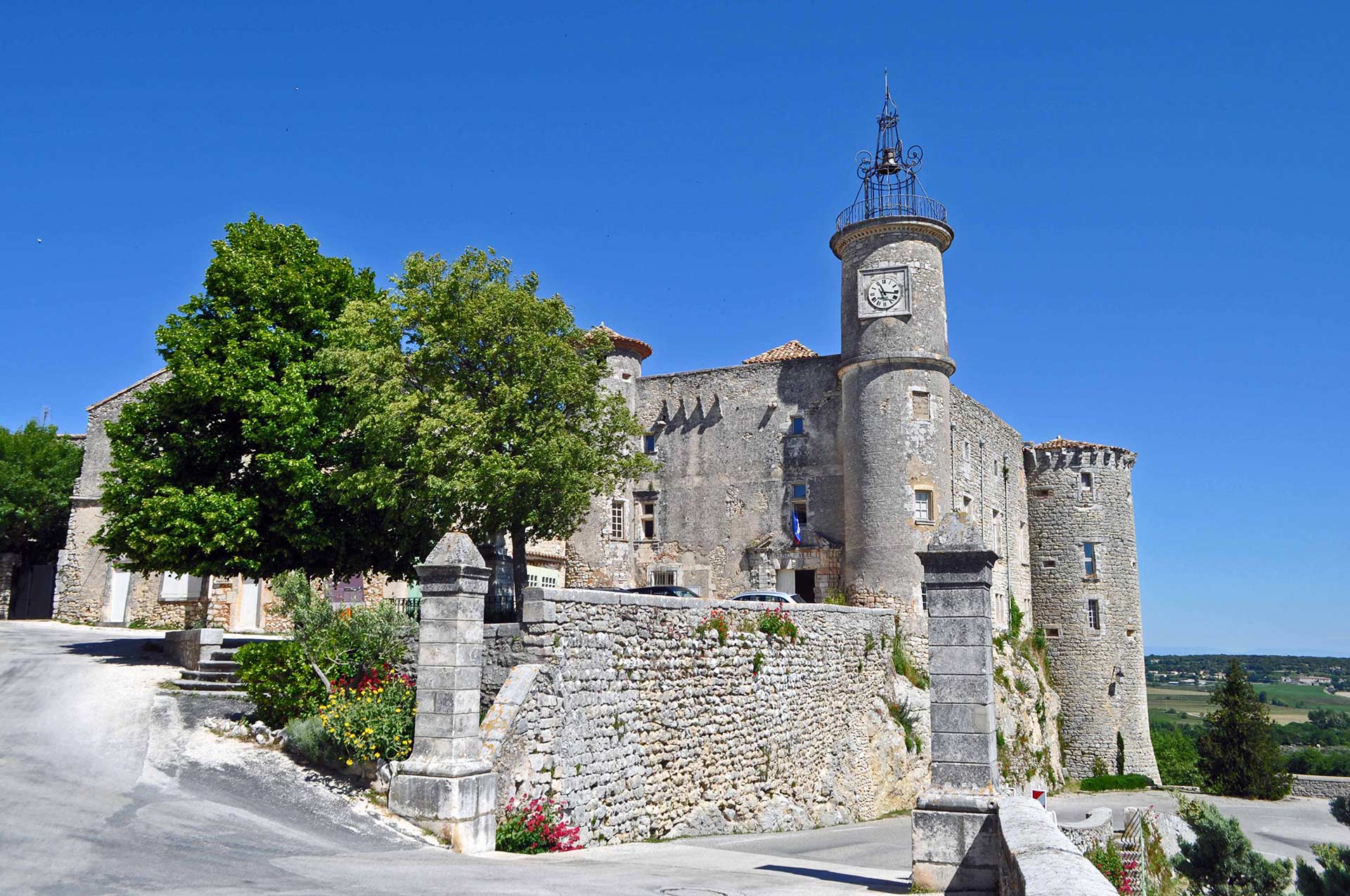 Château Mairie de Lussan